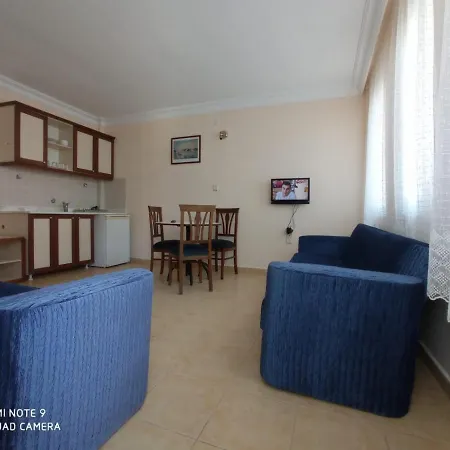 Aparthotel Azak Suit Otel